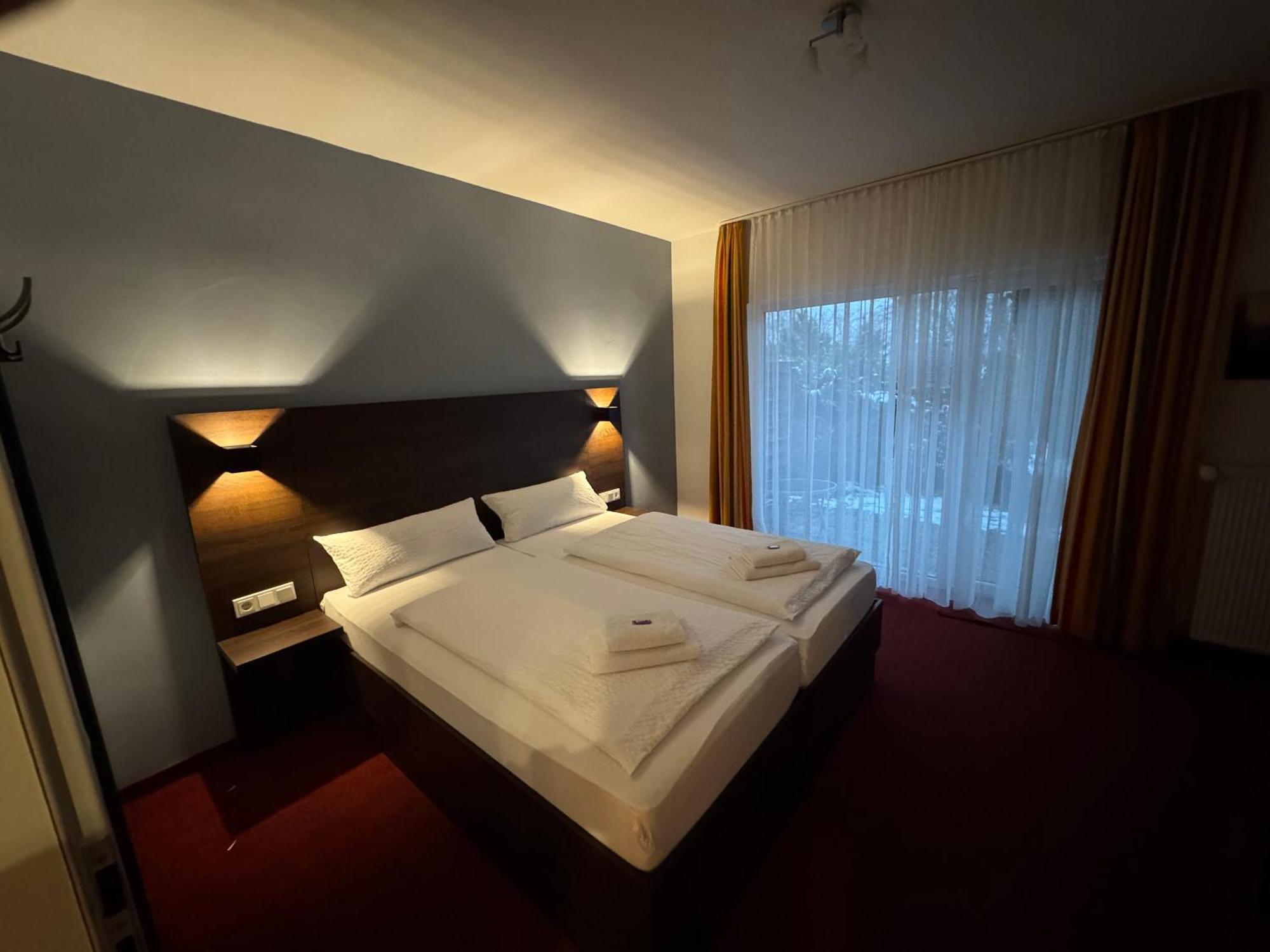 Altes Doktorhaus - Hotel Garni Willingen  Eksteriør billede