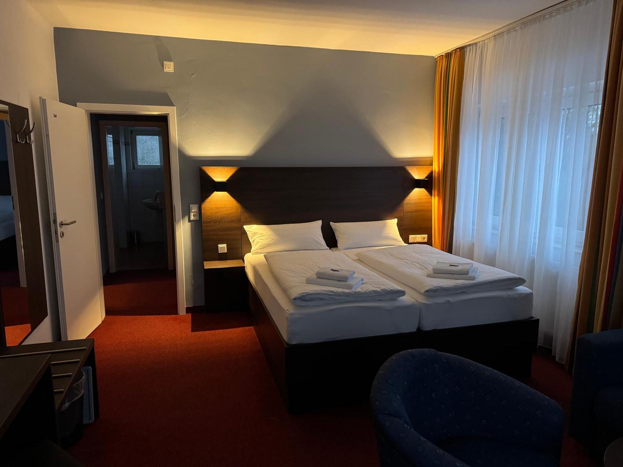 Altes Doktorhaus - Hotel Garni Willingen  Eksteriør billede