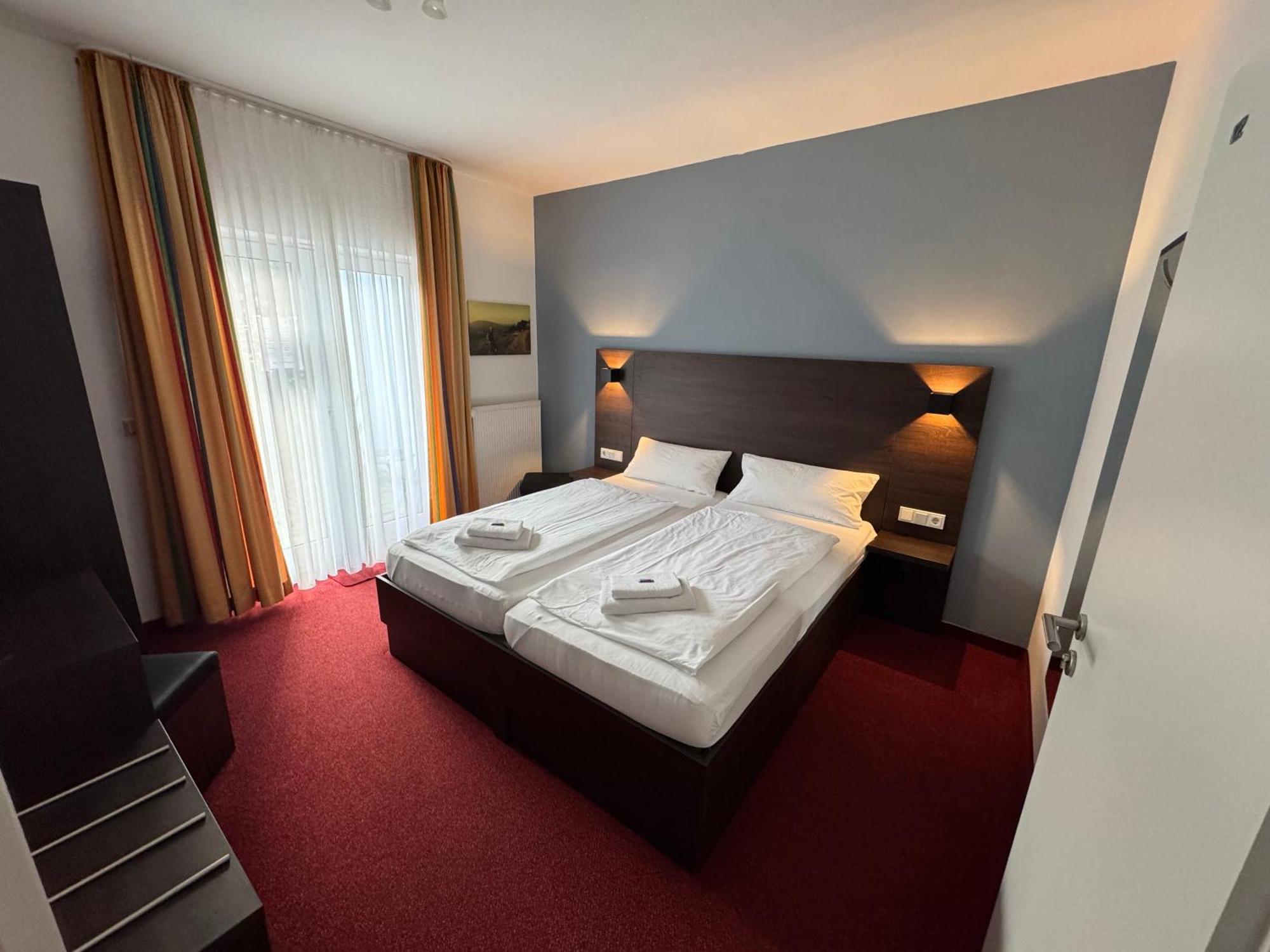 Altes Doktorhaus - Hotel Garni Willingen  Eksteriør billede